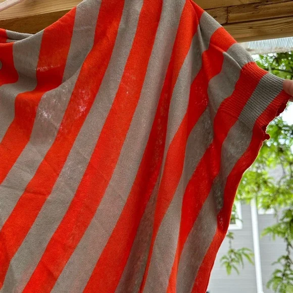 Anthropologie Moth Asymmetrical Drapey Sweater Top Dolman Sleeves Medium - Picture 10 of 11